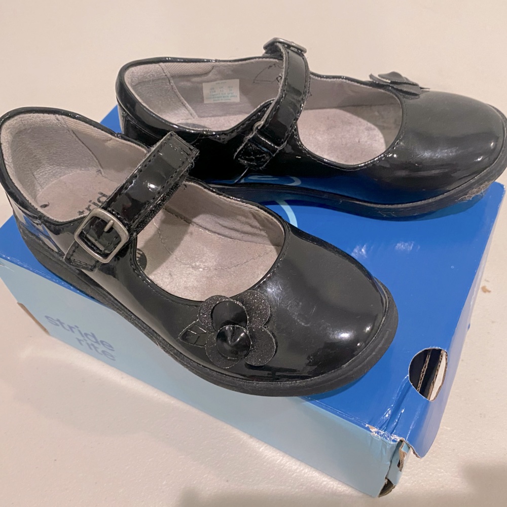 Stride Rite size 2 shoes!